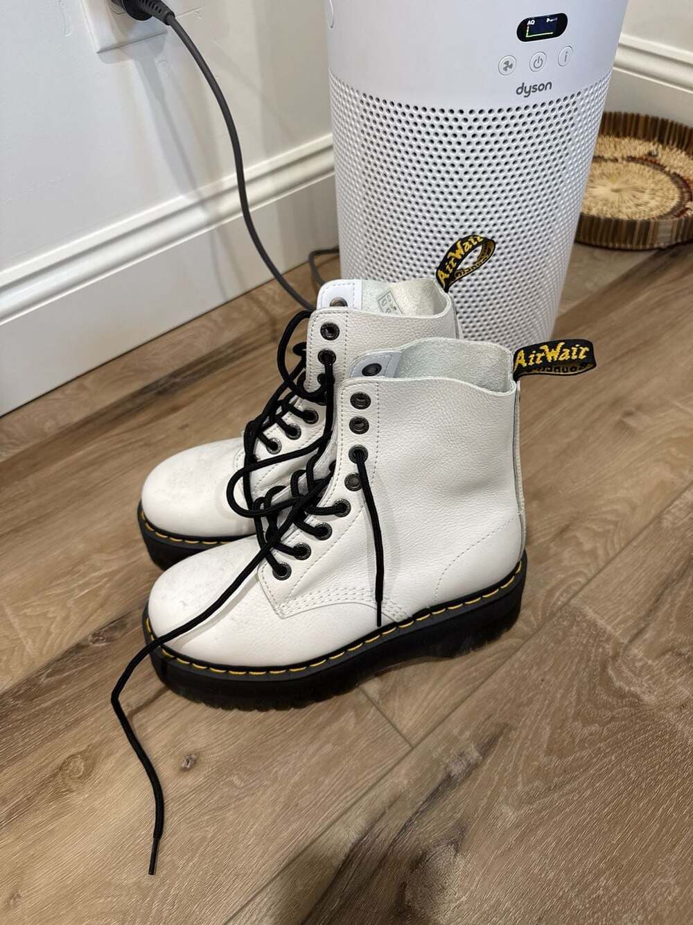 Dr. Martens 1460 Pascal Max White Leather Platform Boots Size US Women's 8